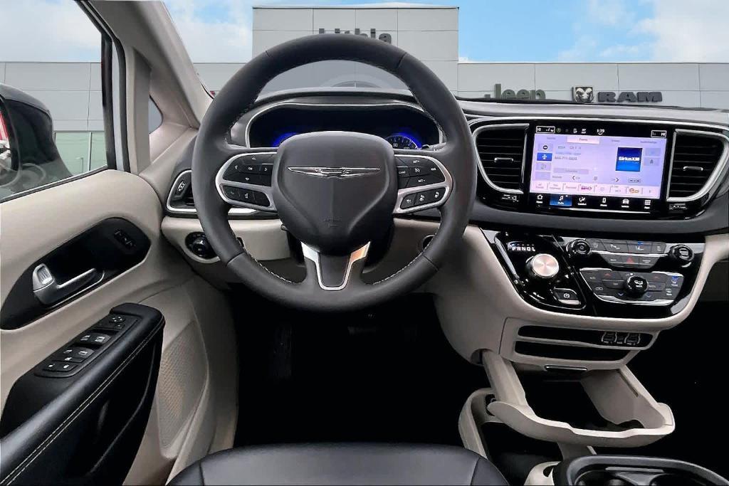 used 2024 Chrysler Pacifica car, priced at $30,495