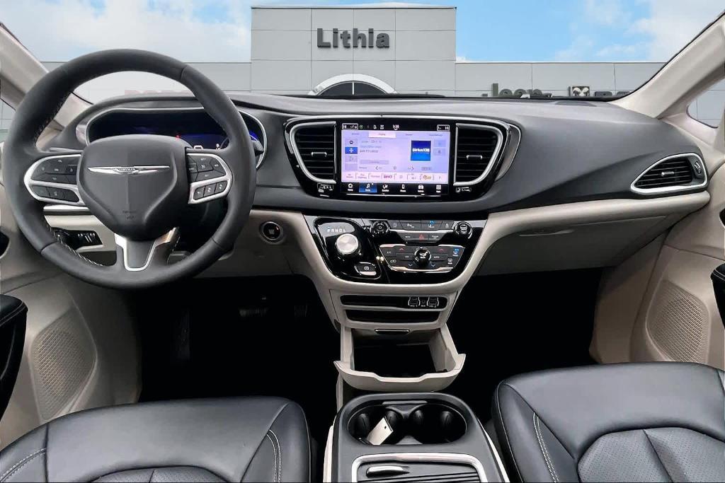 used 2024 Chrysler Pacifica car, priced at $30,495