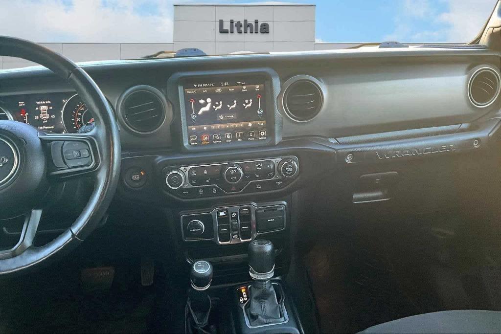used 2021 Jeep Wrangler Unlimited car, priced at $31,000