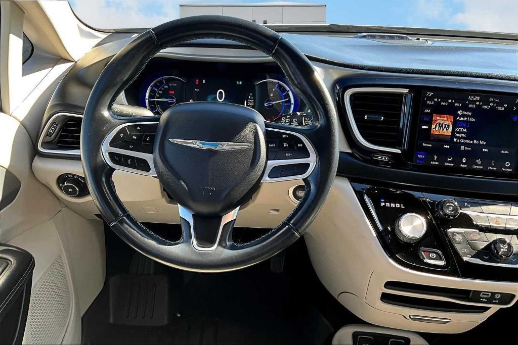 used 2018 Chrysler Pacifica Hybrid car, priced at $22,900