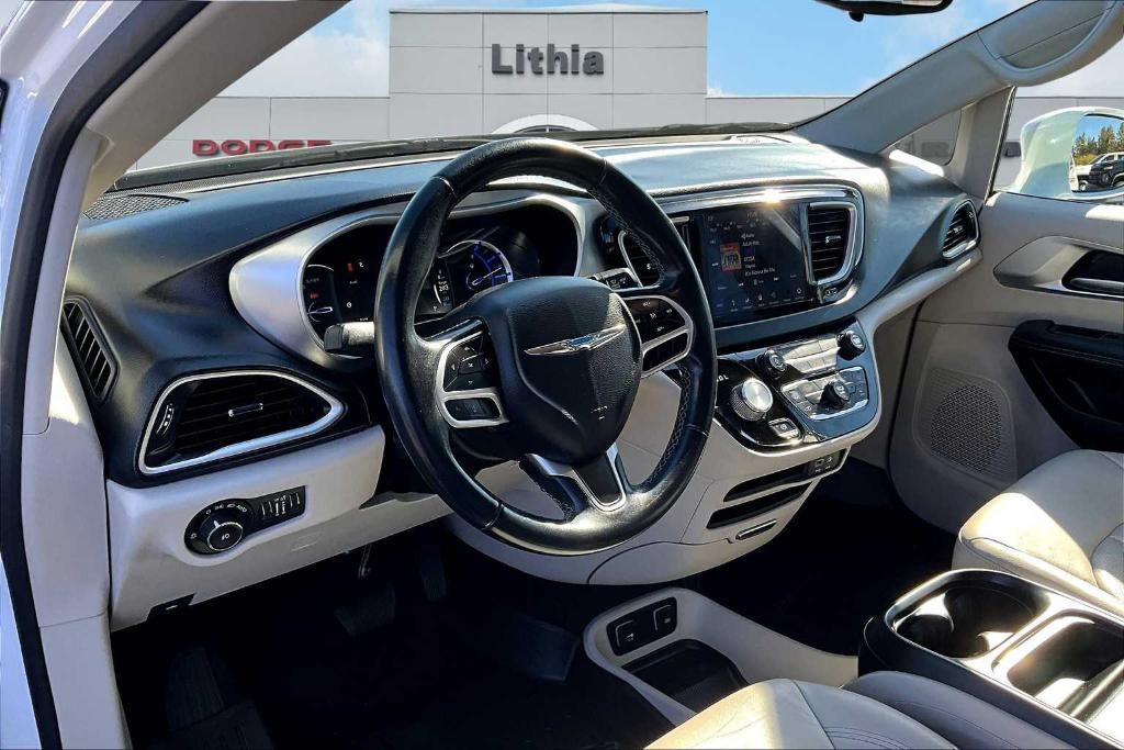 used 2018 Chrysler Pacifica Hybrid car, priced at $22,900