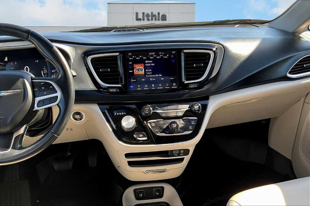 used 2018 Chrysler Pacifica Hybrid car, priced at $22,900