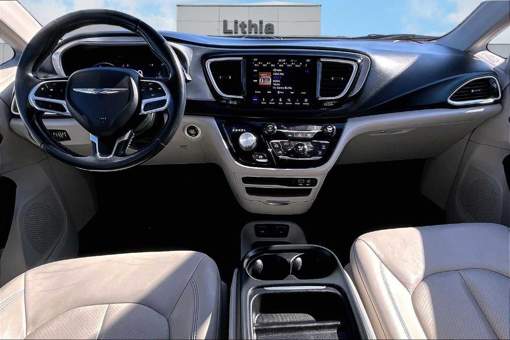 used 2018 Chrysler Pacifica Hybrid car, priced at $22,900