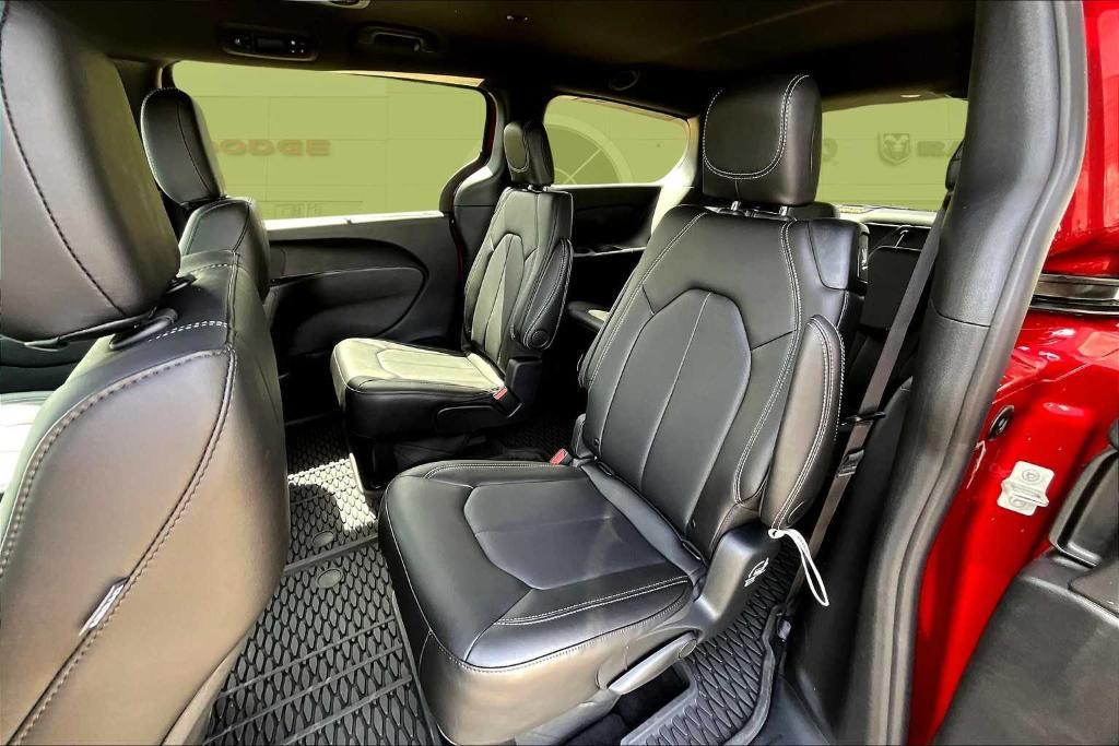 new 2025 Chrysler Voyager car, priced at $39,900