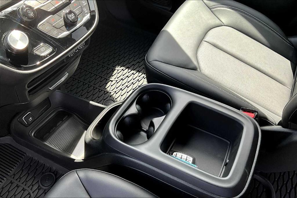 new 2025 Chrysler Voyager car, priced at $39,900