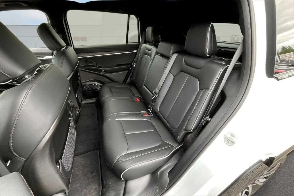 new 2025 Jeep Wagoneer S car, priced at $70,250
