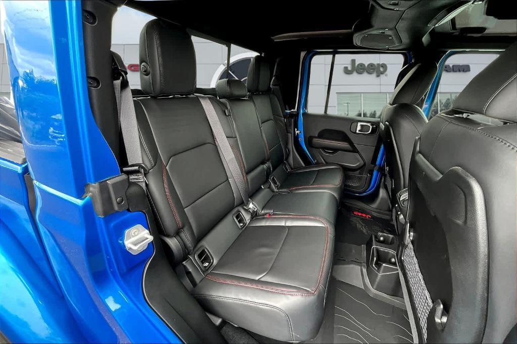 new 2025 Jeep Gladiator car, priced at $58,750