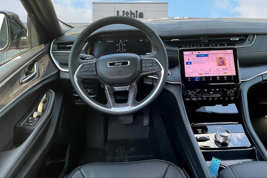 new 2025 Jeep Grand Cherokee L car, priced at $56,800