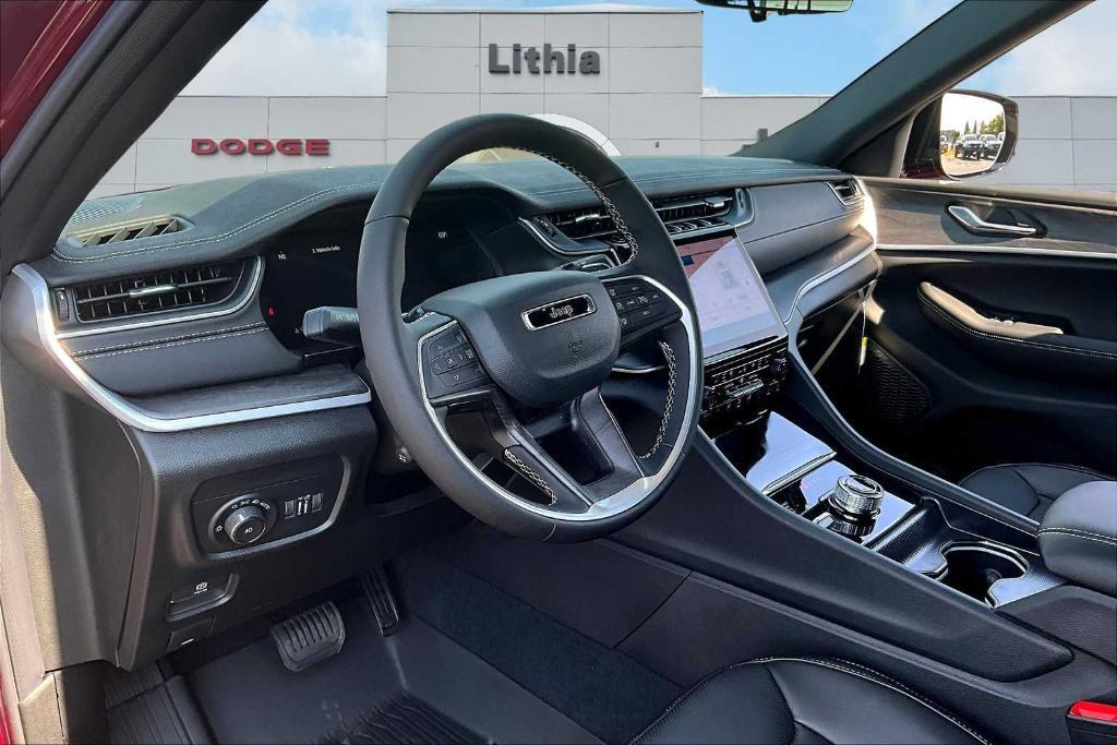 new 2025 Jeep Grand Cherokee L car, priced at $56,800