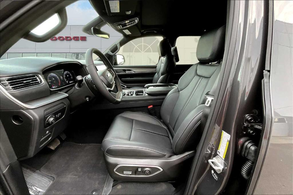 new 2025 Jeep Wagoneer car, priced at $74,232