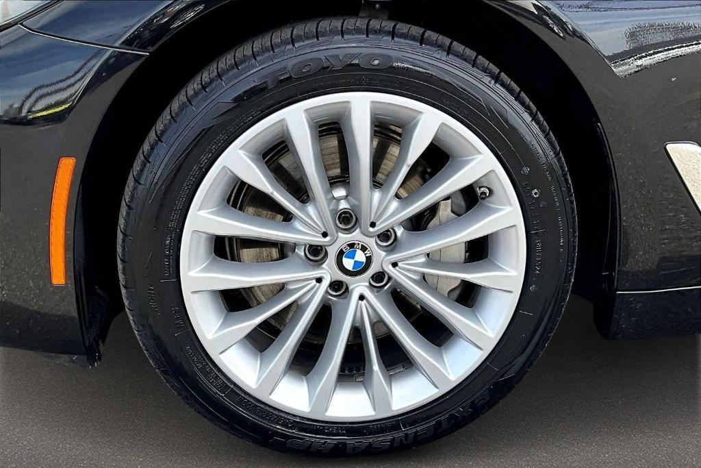 used 2022 BMW 530 car, priced at $37,000