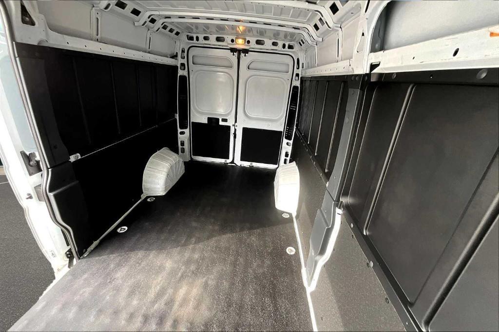 used 2023 Ram ProMaster 2500 car, priced at $33,000