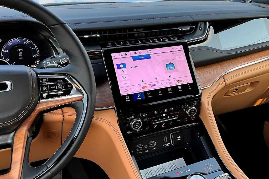new 2025 Jeep Grand Cherokee car, priced at $70,250