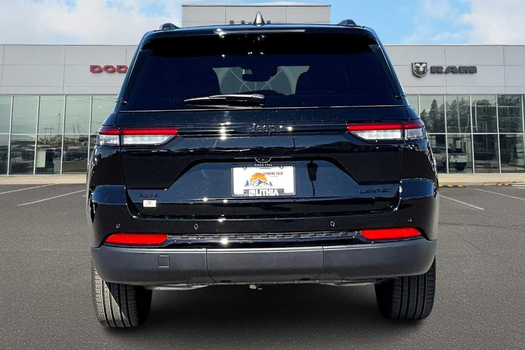 new 2025 Jeep Grand Cherokee car, priced at $56,750