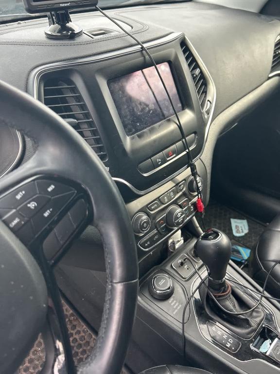 used 2019 Jeep Cherokee car, priced at $18,900