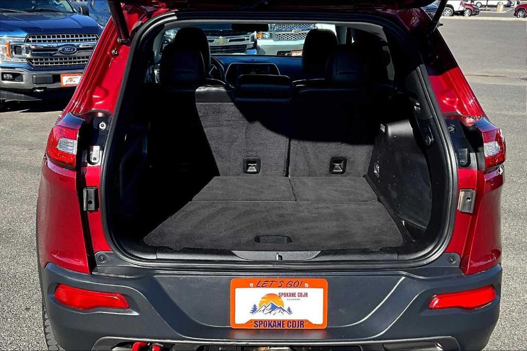 used 2015 Jeep Cherokee car, priced at $13,500