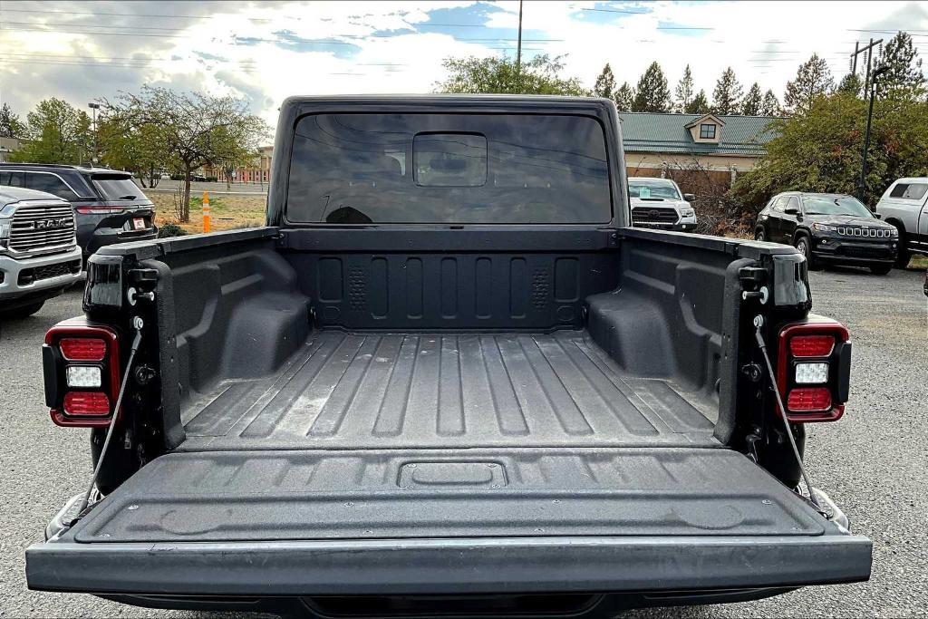 used 2022 Jeep Gladiator car, priced at $35,900