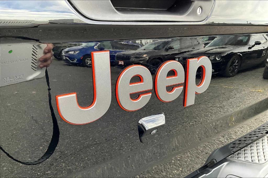 used 2022 Jeep Gladiator car, priced at $35,900