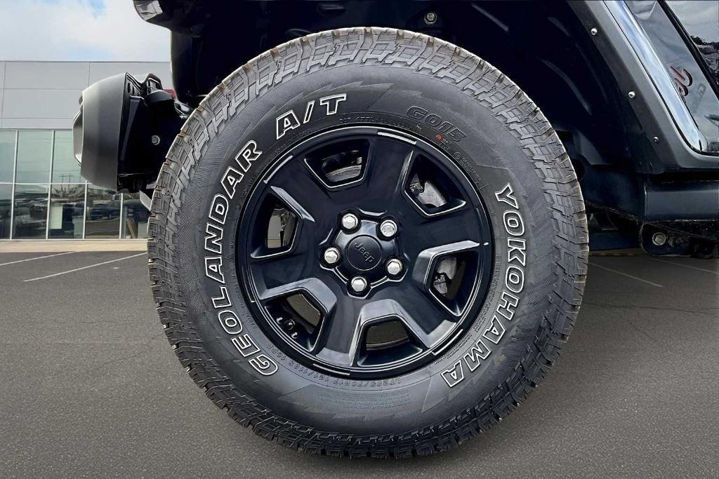 used 2022 Jeep Gladiator car, priced at $35,900