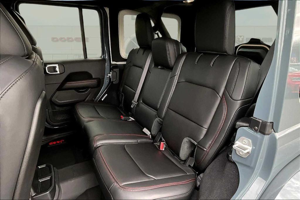 new 2025 Jeep Wrangler car, priced at $65,400
