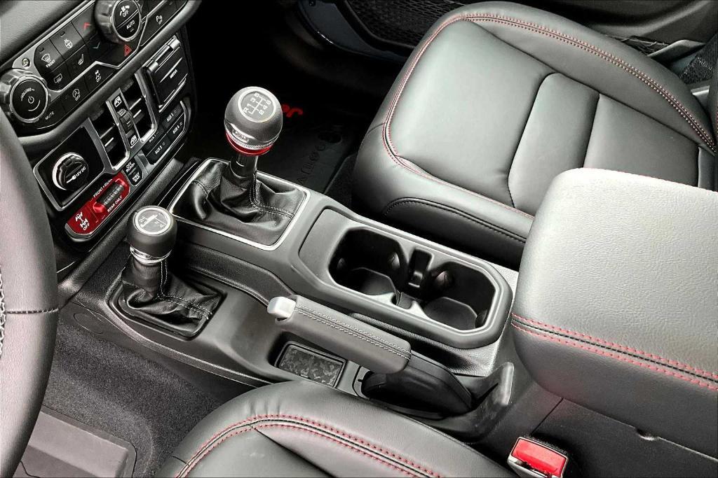 new 2025 Jeep Wrangler car, priced at $65,400