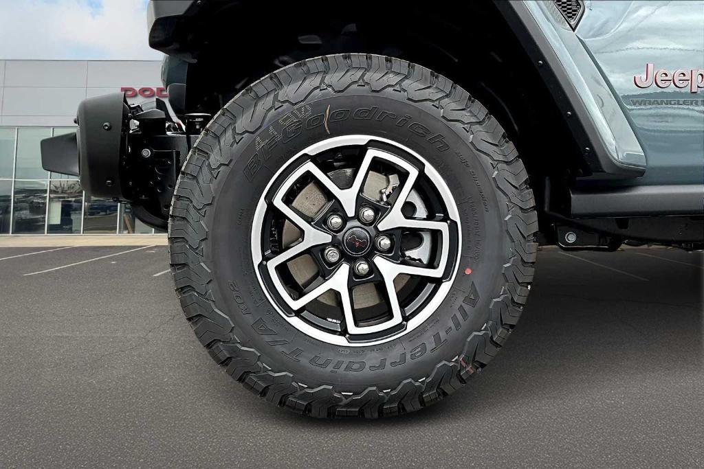 new 2025 Jeep Wrangler car, priced at $65,400