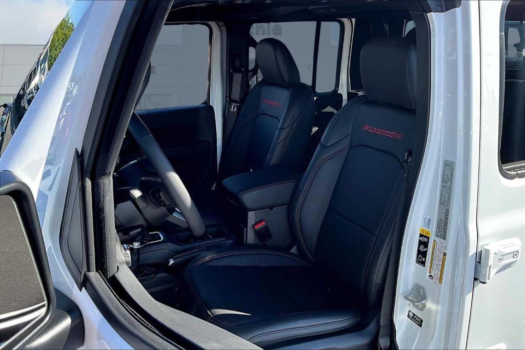 new 2025 Jeep Gladiator car, priced at $59,540