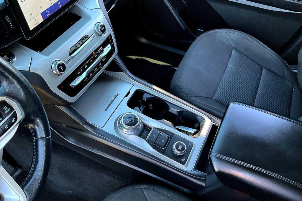 used 2022 Ford Explorer car, priced at $27,560