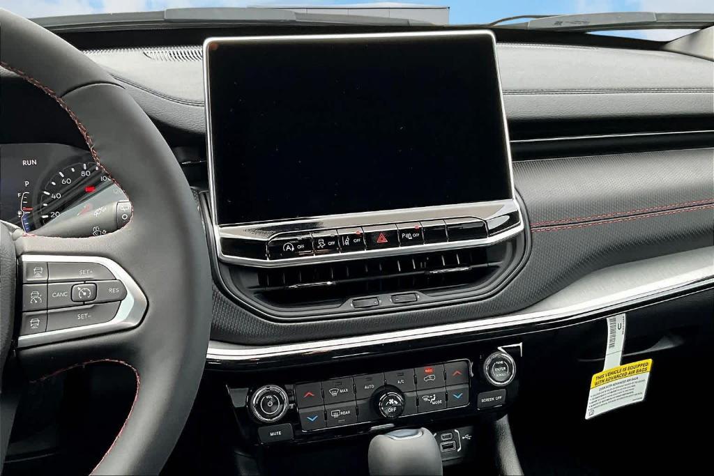 new 2026 Jeep Compass car, priced at $35,207