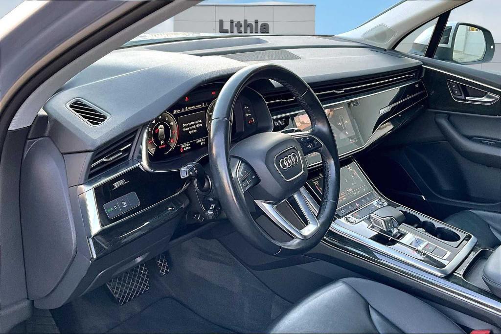 used 2022 Audi Q7 car, priced at $32,900