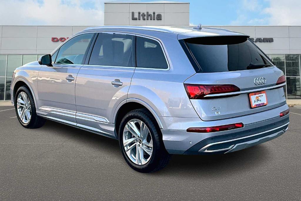 used 2022 Audi Q7 car, priced at $32,900