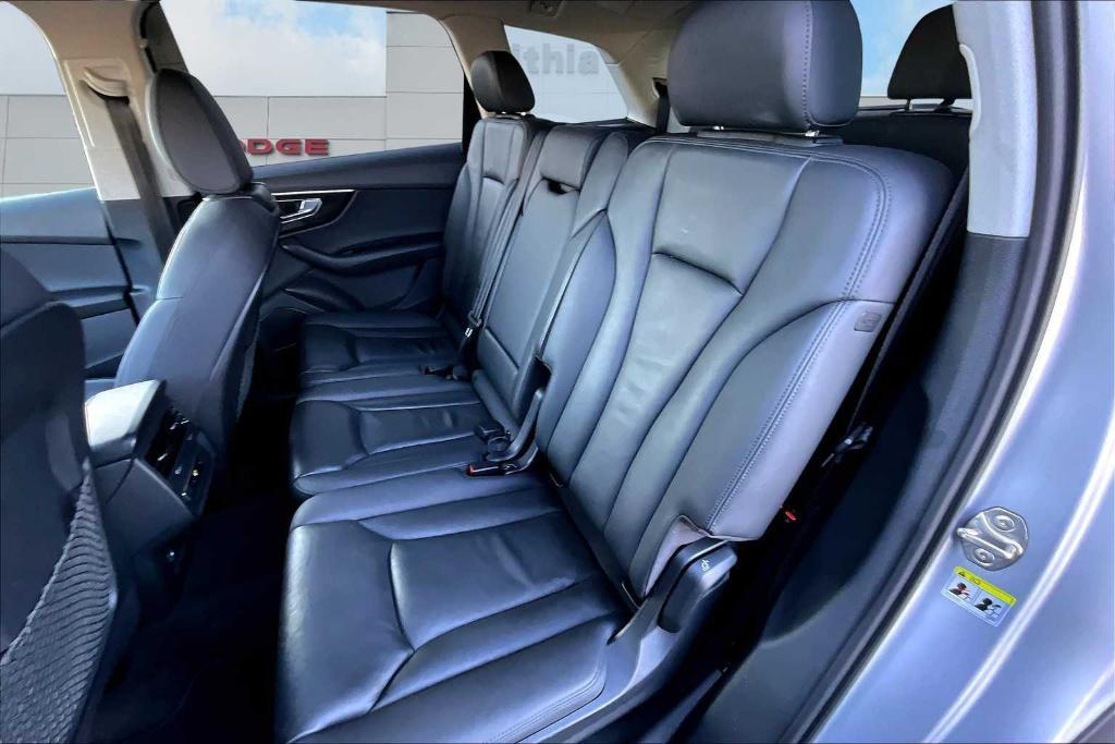 used 2022 Audi Q7 car, priced at $32,900
