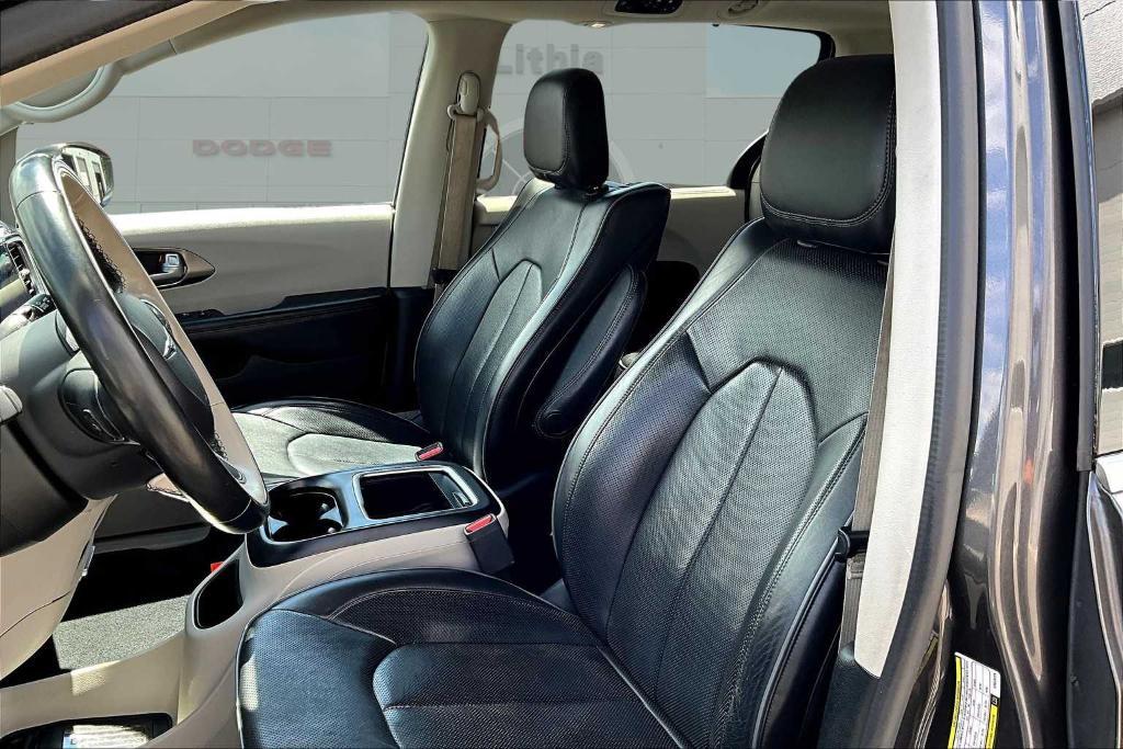 used 2017 Chrysler Pacifica car, priced at $13,900