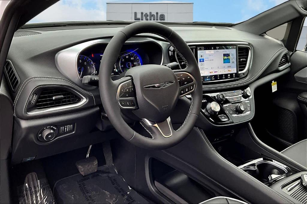 new 2026 Chrysler Pacifica car, priced at $56,460