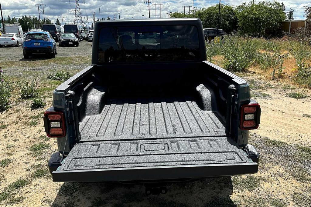 new 2025 Jeep Gladiator car, priced at $49,750