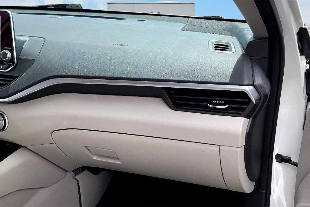 used 2022 Nissan Altima car, priced at $23,200