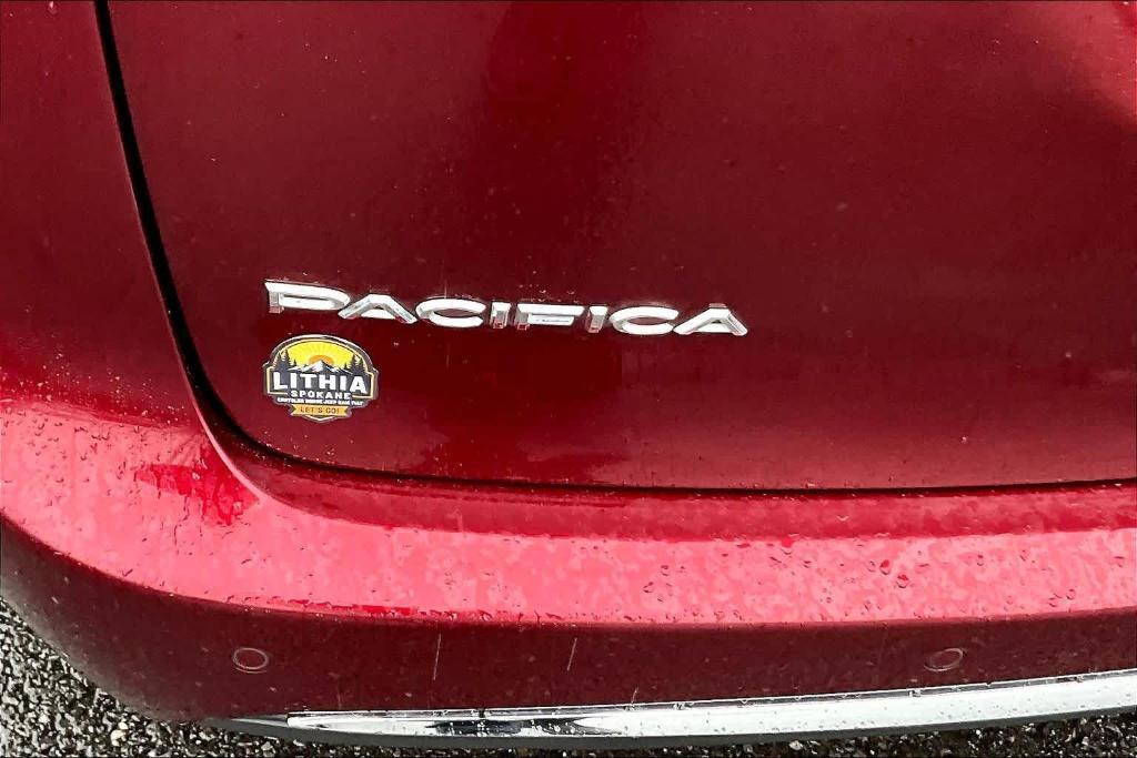 used 2018 Chrysler Pacifica car, priced at $13,995