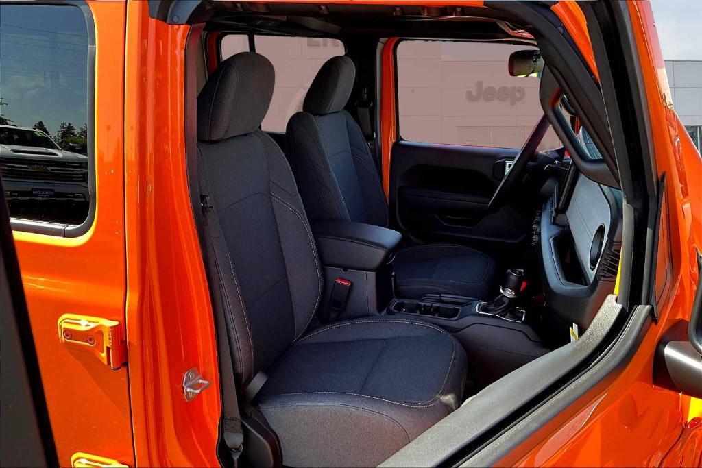 new 2025 Jeep Gladiator car, priced at $49,755