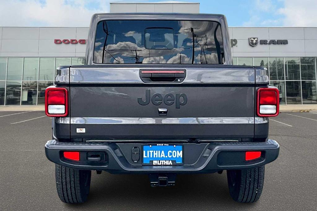 new 2025 Jeep Gladiator car, priced at $49,383