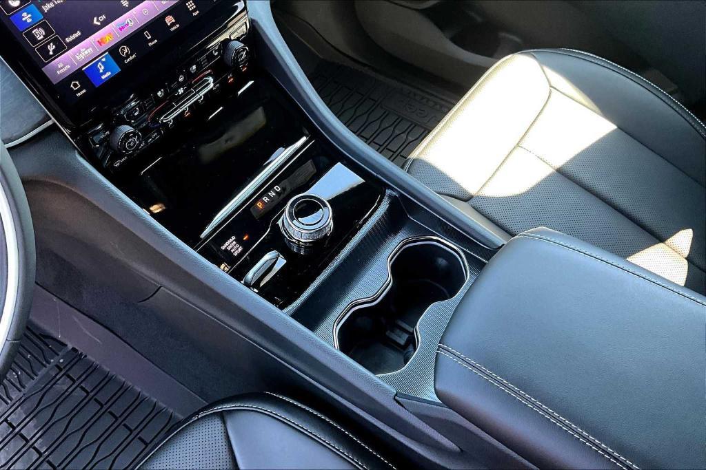 new 2025 Jeep Grand Cherokee L car, priced at $52,900