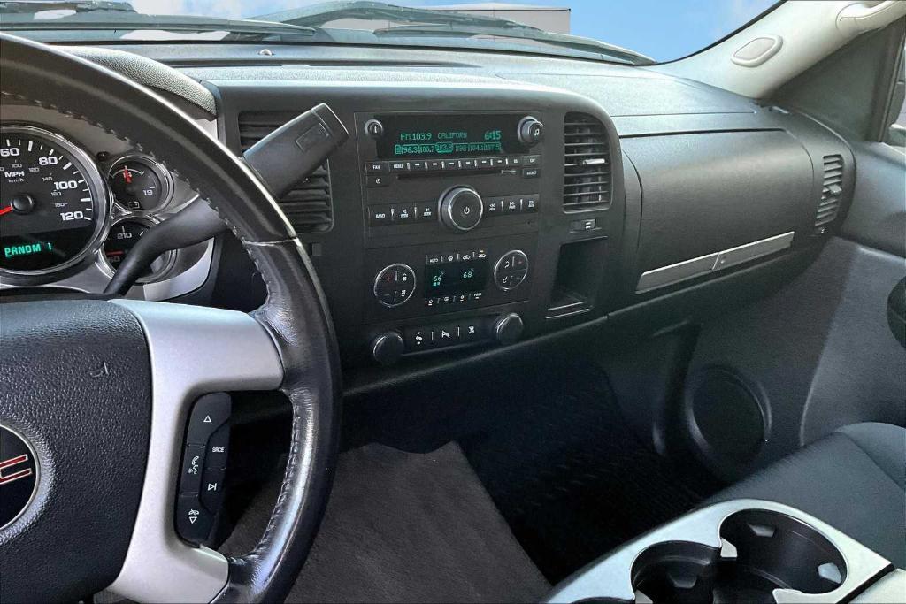 used 2009 GMC Sierra 2500 car, priced at $27,900