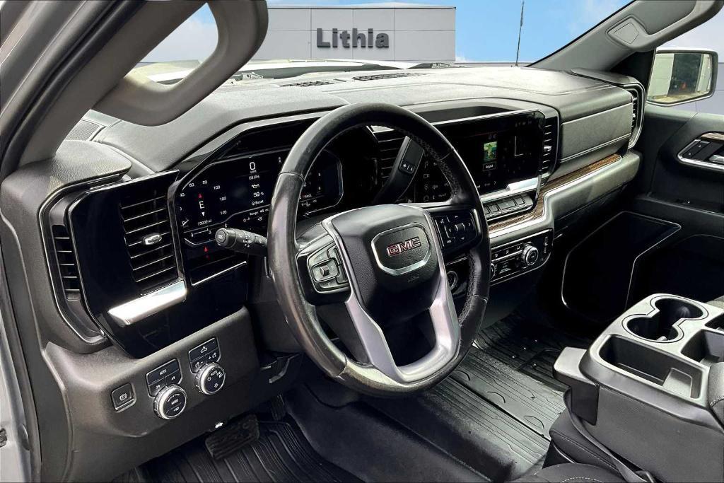 used 2023 GMC Sierra 1500 car, priced at $35,900