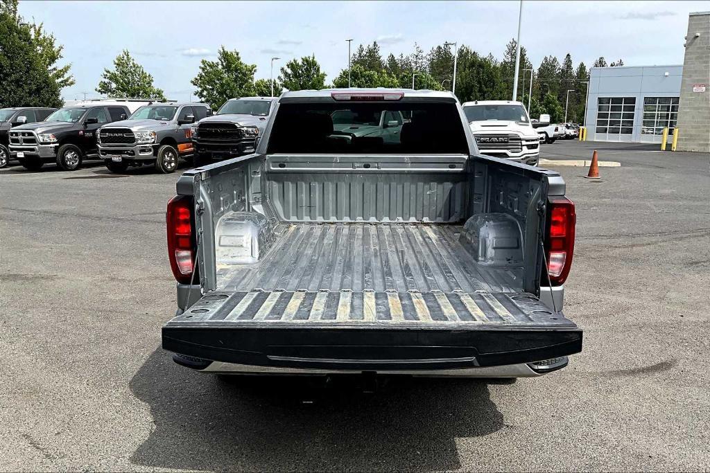 used 2023 GMC Sierra 1500 car, priced at $35,900