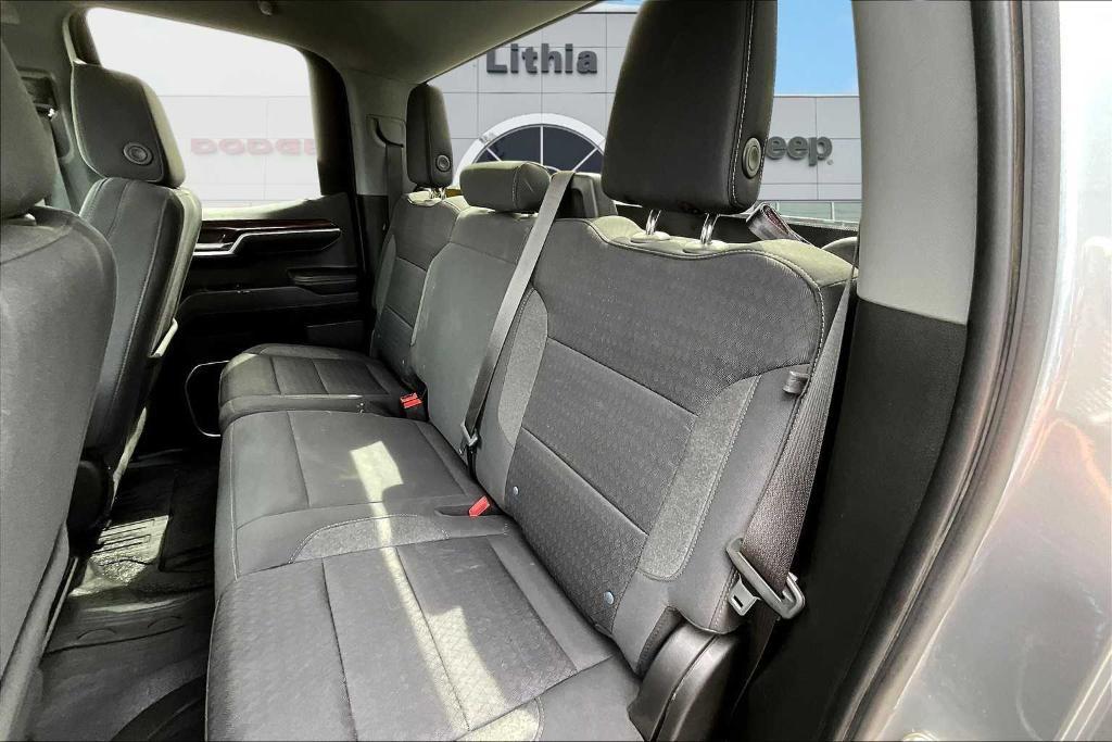 used 2023 GMC Sierra 1500 car, priced at $35,900