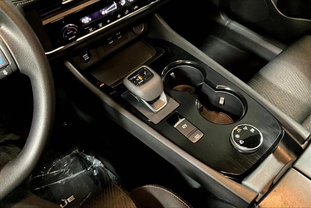 used 2024 Nissan Rogue car, priced at $21,295