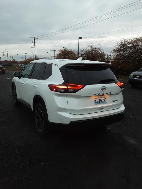 used 2024 Nissan Rogue car, priced at $21,295