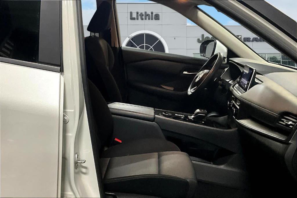 used 2024 Nissan Rogue car, priced at $21,295