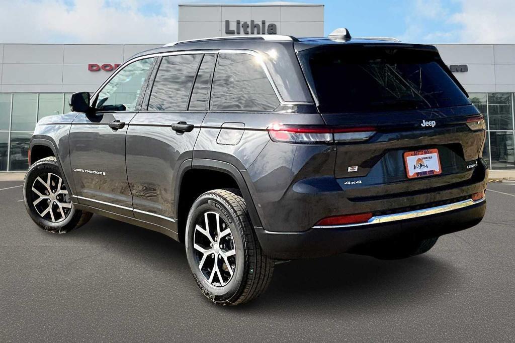 new 2025 Jeep Grand Cherokee car, priced at $50,925