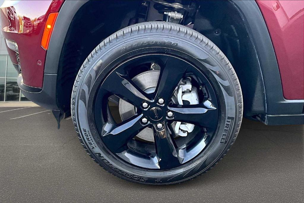 used 2025 Jeep Grand Cherokee L car, priced at $47,999