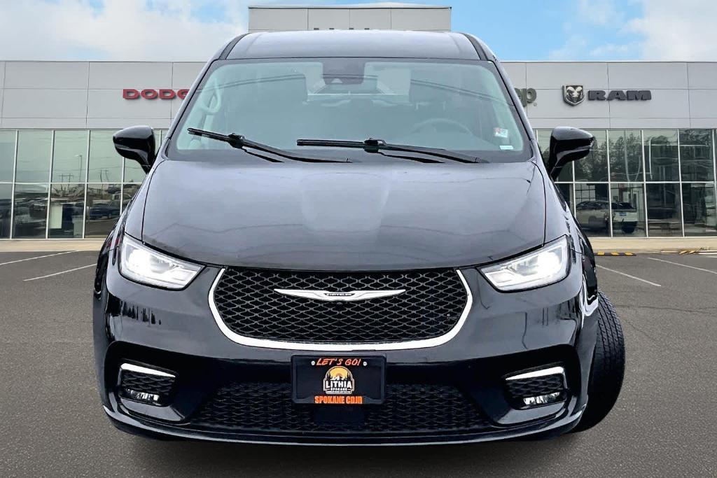 used 2024 Chrysler Pacifica car, priced at $30,495